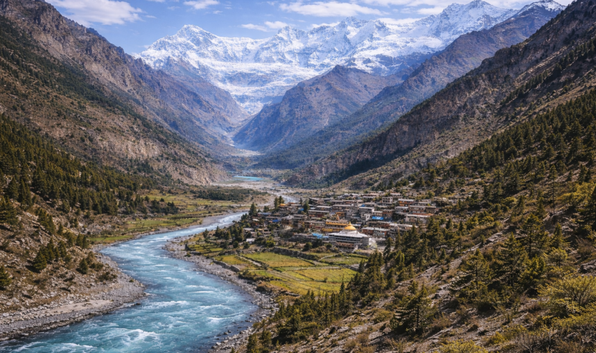 🏔️ Manang Valley – A Himalayan Paradise in Nepal